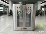 室內(nèi)地鐵站304不銹鋼拉絲亞克力板分類垃圾桶定制