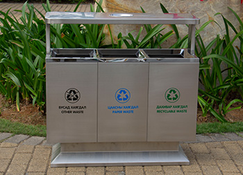 出口戶外三分類不銹鋼垃圾桶主圖