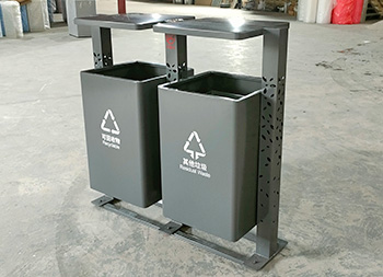 戶外景區(qū)鏤空立柱不銹鋼分類垃圾桶主圖