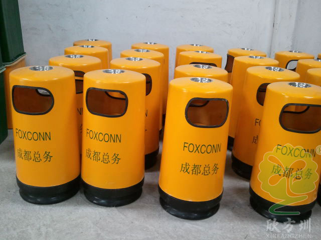 戶外環(huán)保玻璃鋼果皮箱圖片