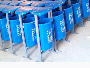 玻璃鋼戶外定制垃圾箱主圖