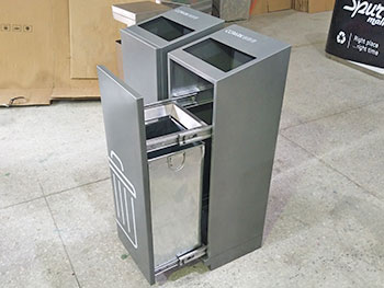 滑軌室內(nèi)高檔方形不銹鋼果皮箱主圖