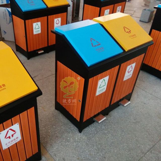 兩分類腳踏式鋼木垃圾桶