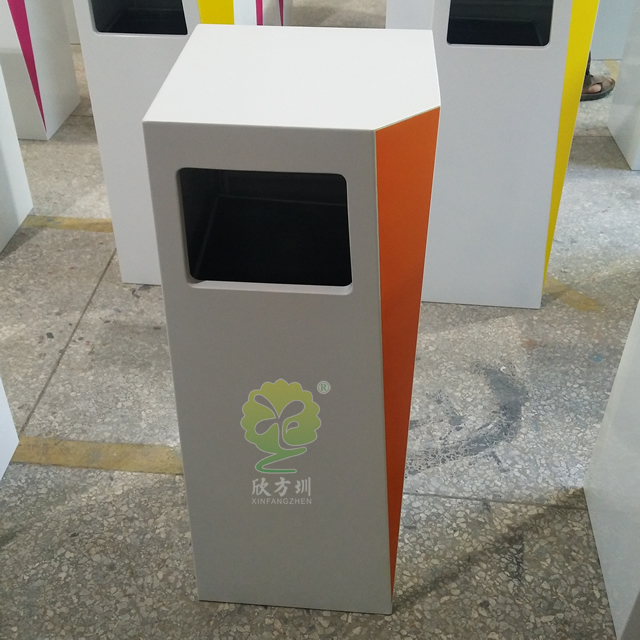 室內(nèi)高檔創(chuàng)意鋼制果皮箱