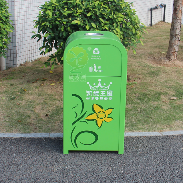 創(chuàng)意旅游景區(qū)方形鋼制垃圾箱