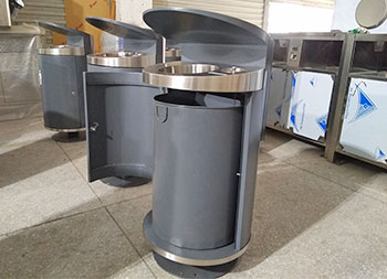 市政道路圓柱形垃圾回收桶主圖