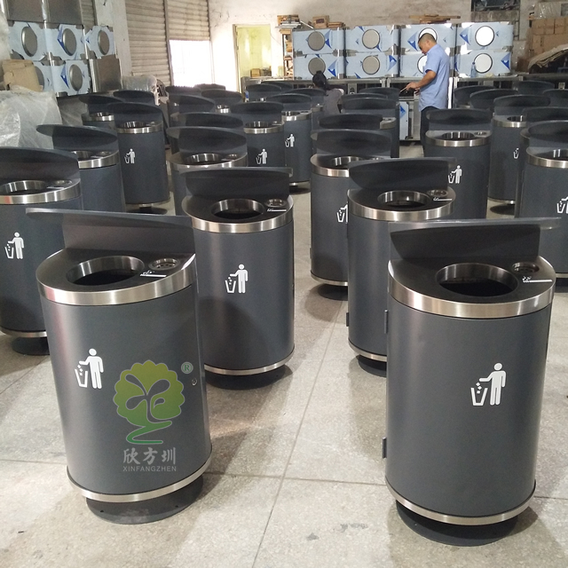 市政道路圓柱形垃圾回收桶