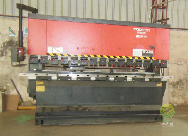 垃圾桶廠家設(shè)備實(shí)景圖